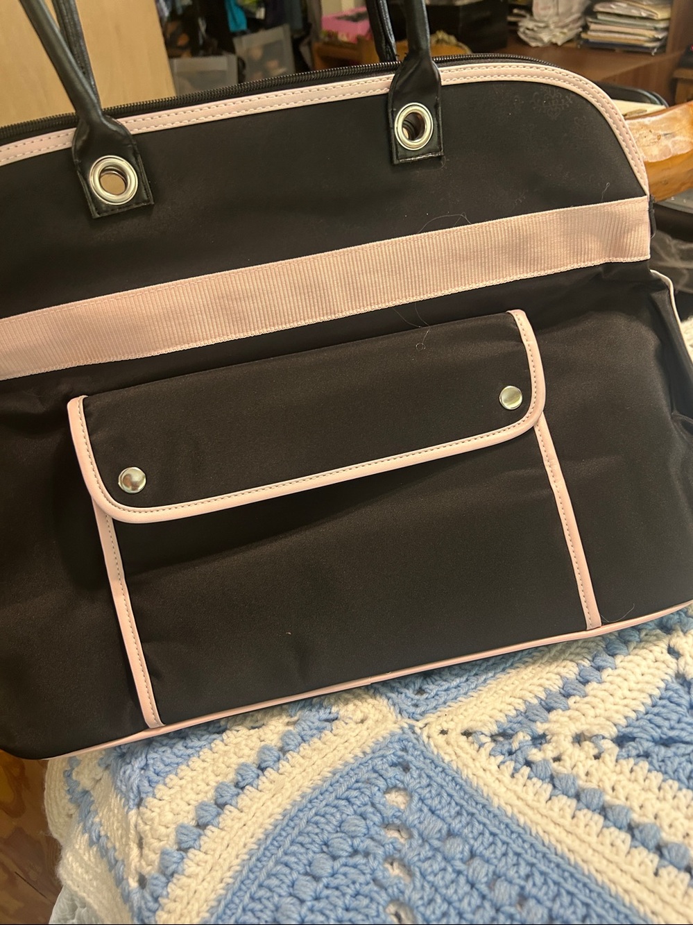 Mary Kay Black with Light Pink Trim Tote NWOT - Picture 8 of 10